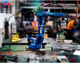 Robot Hàn Ghế Motoman EA1900 XRC 